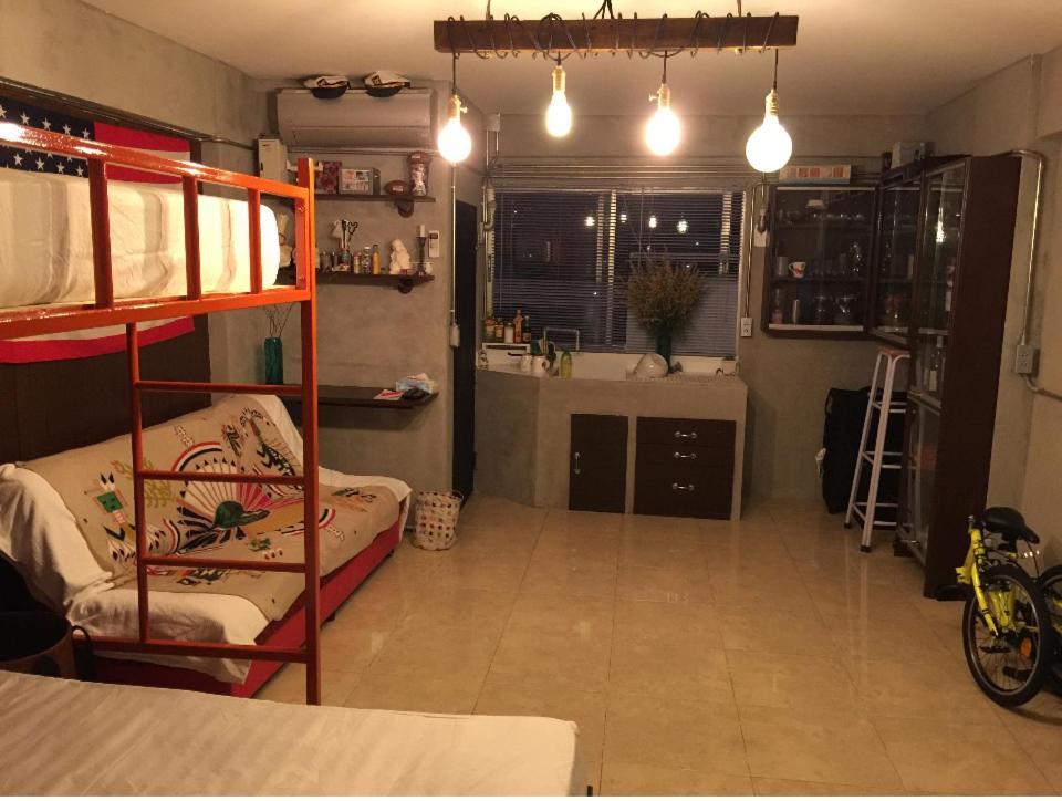 Renovated Loft Style Condo Bangkok Bagian luar foto